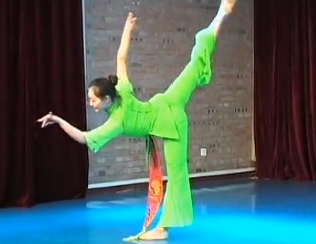 北京舞蹈学院苗苗表演舞蹈《俏丽人》